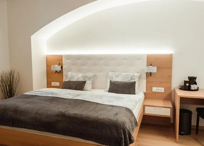 Hotel Operna Klet Lubiana
